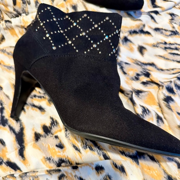 Impo black gold studded ankle boots - Picture 2 of 7